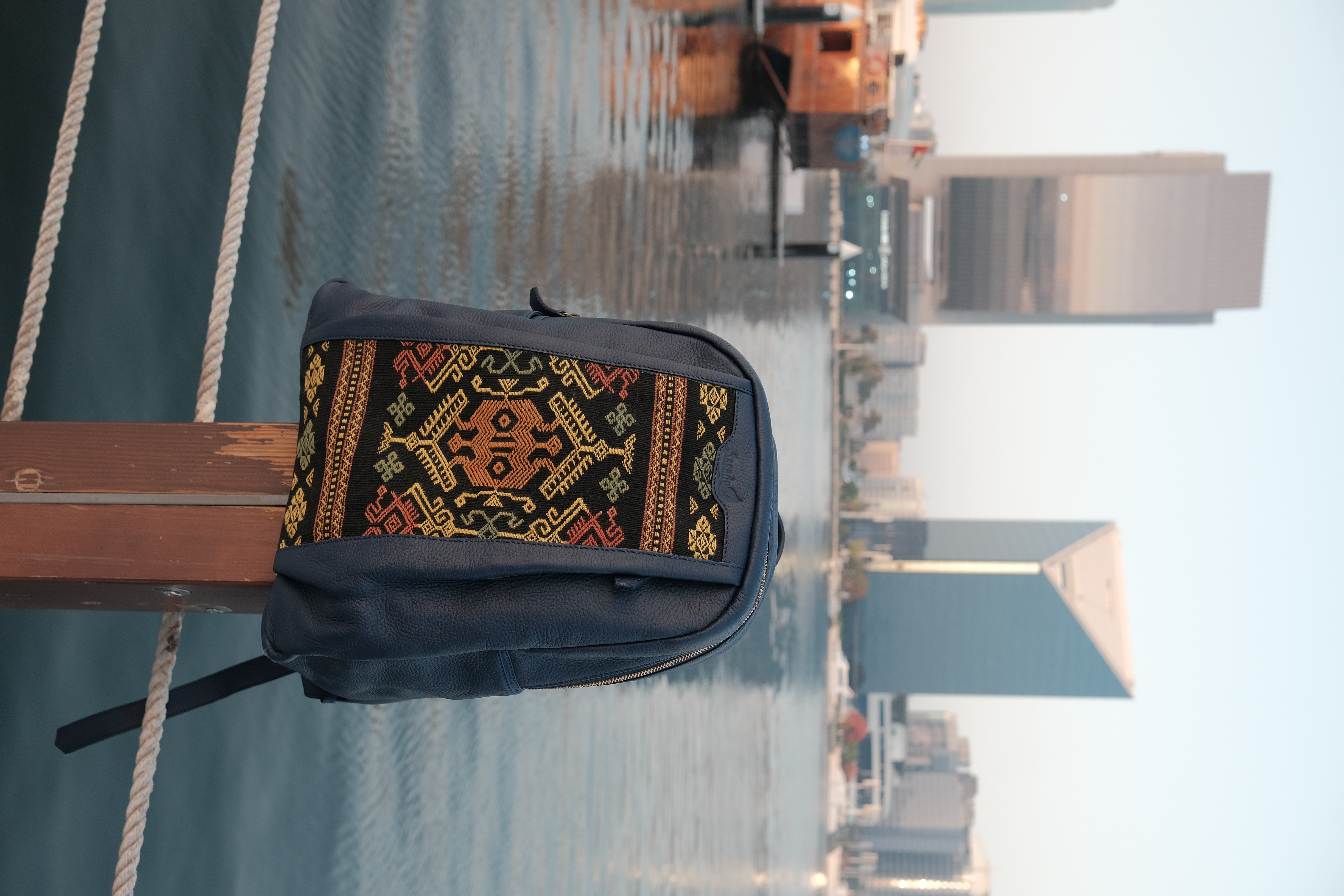 Backpack tenun Titi